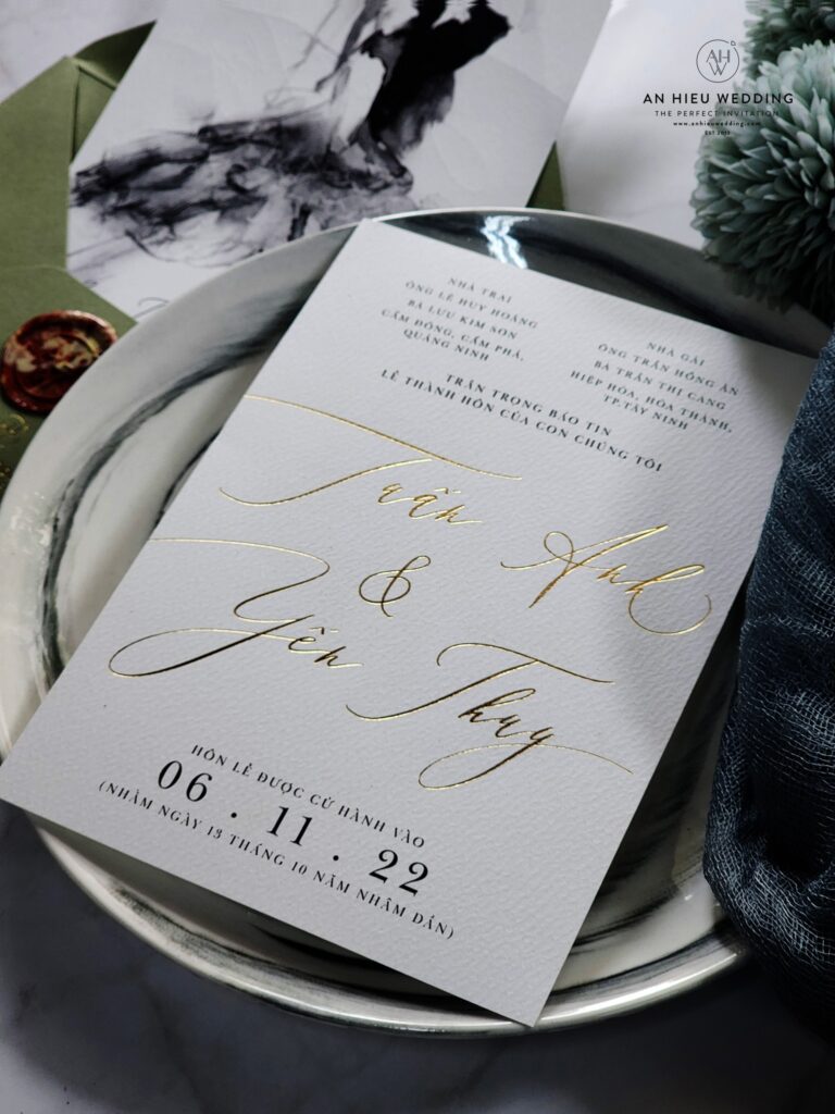 Lựa chọn giấy và mực in trong thiết kế và in ấn thiệp cưới