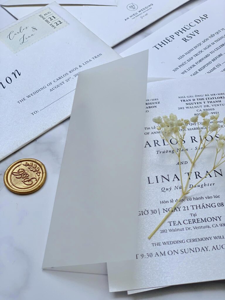 Thiết kế và in thiệp cưới trong ngày hạnh phúc