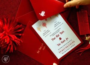 Thiệp cưới truyền thống sắc đỏ trong đám cưới việt